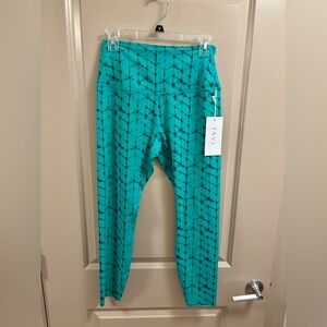 Tavi Size XL Sea Chevron High Waisted 7/8 Leggings